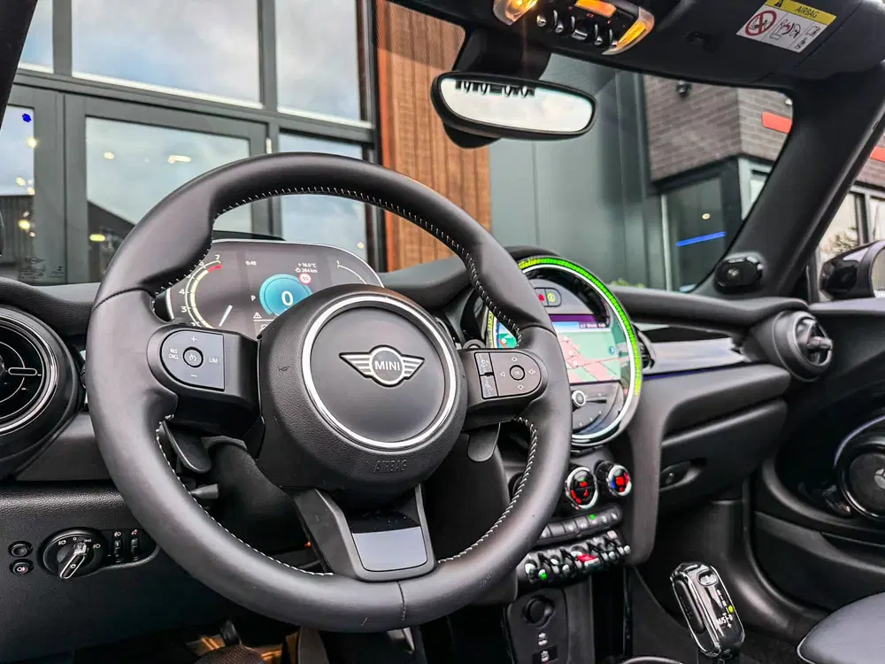 Mini Cabrio 2.0 Cooper S MINI Yours F1 aut 178pk uit 2022, foto 8