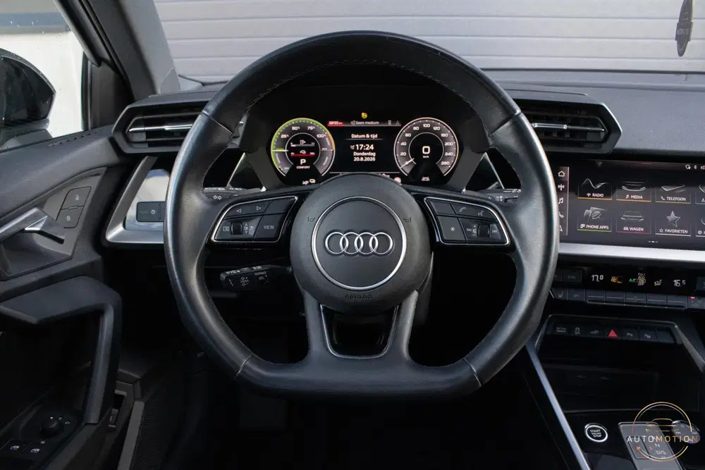 Audi A3 40TFSIe Sline Pano Camera Maxton Keyless S uit 2022, foto 11