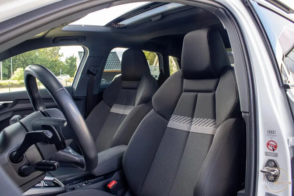 Audi A3 40TFSIe Sline Pano Camera Maxton Keyless S uit 2022, foto 4