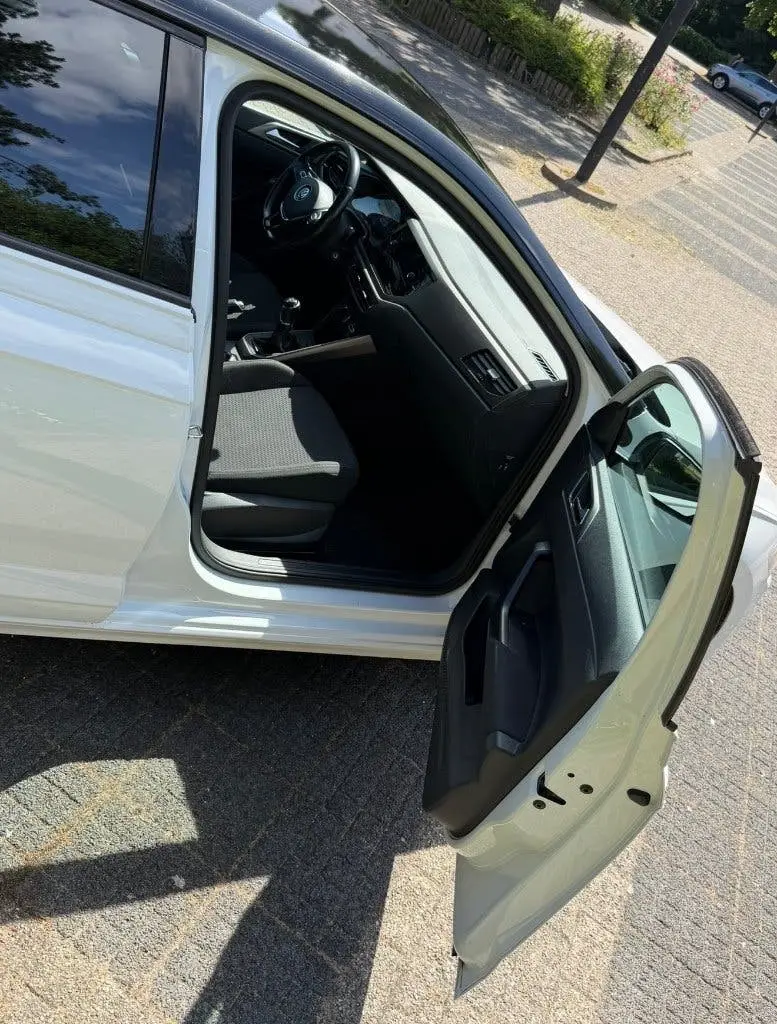 Volkswagen Polo 1.0 MPI 80pk 2020 Wit uit 2020, foto 13