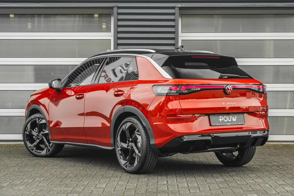 Volkswagen T-Roc 1.5 eTsi 150pk R-Line First Edition | Panor uit 2026, foto 14