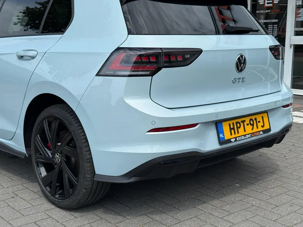 Volkswagen Golf 1.5 eHybrid GTE | Panoramadak uit 2024, foto 10