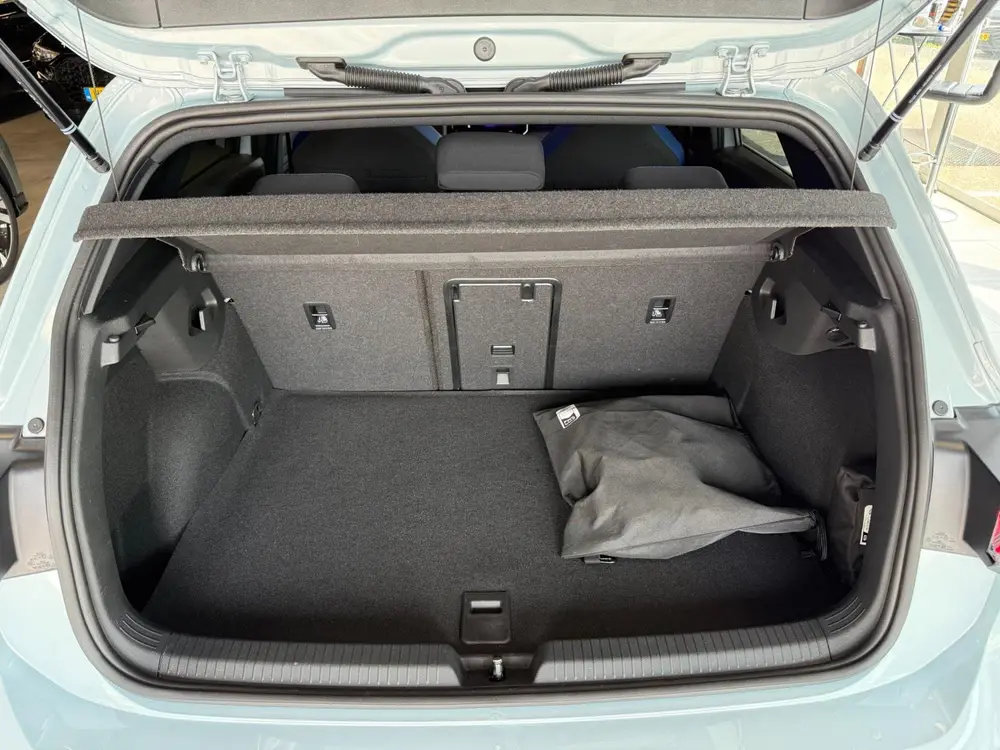 Volkswagen Golf 1.5 eHybrid GTE | Panoramadak uit 2024, foto 16