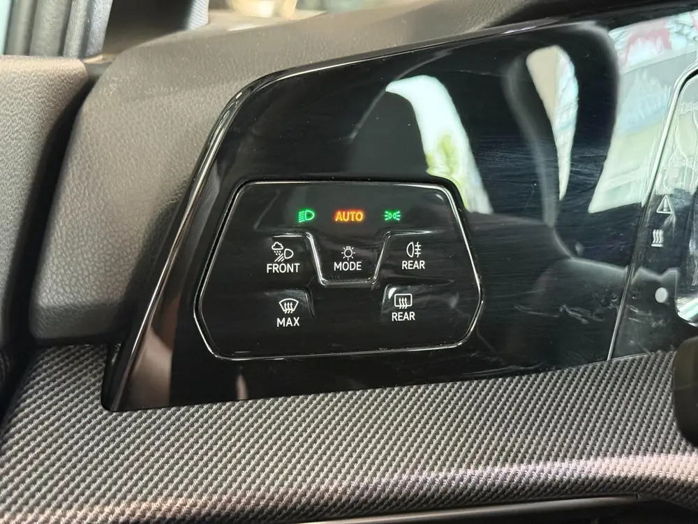 Volkswagen Golf 1.5 eHybrid GTE | Panoramadak uit 2024, foto 20