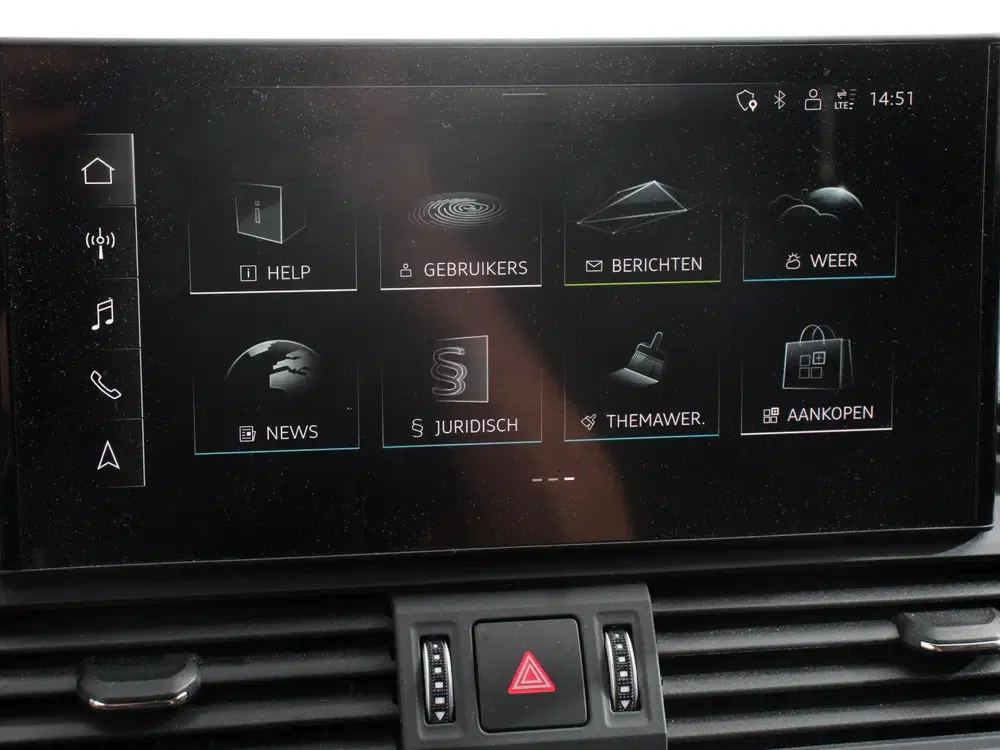 Audi Q5 50 TFSI e quattro S edition Climate contro uit 2023, foto 18