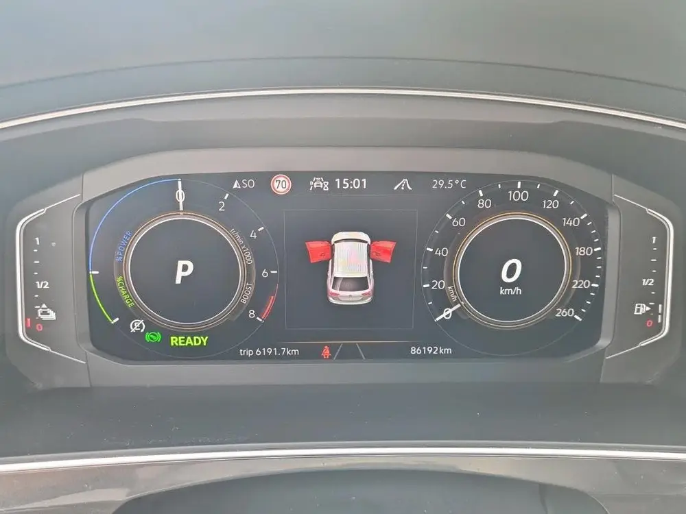 Volkswagen Tiguan 1.4 TSI eHybrid R-Line Business+ uit 2022, foto 3