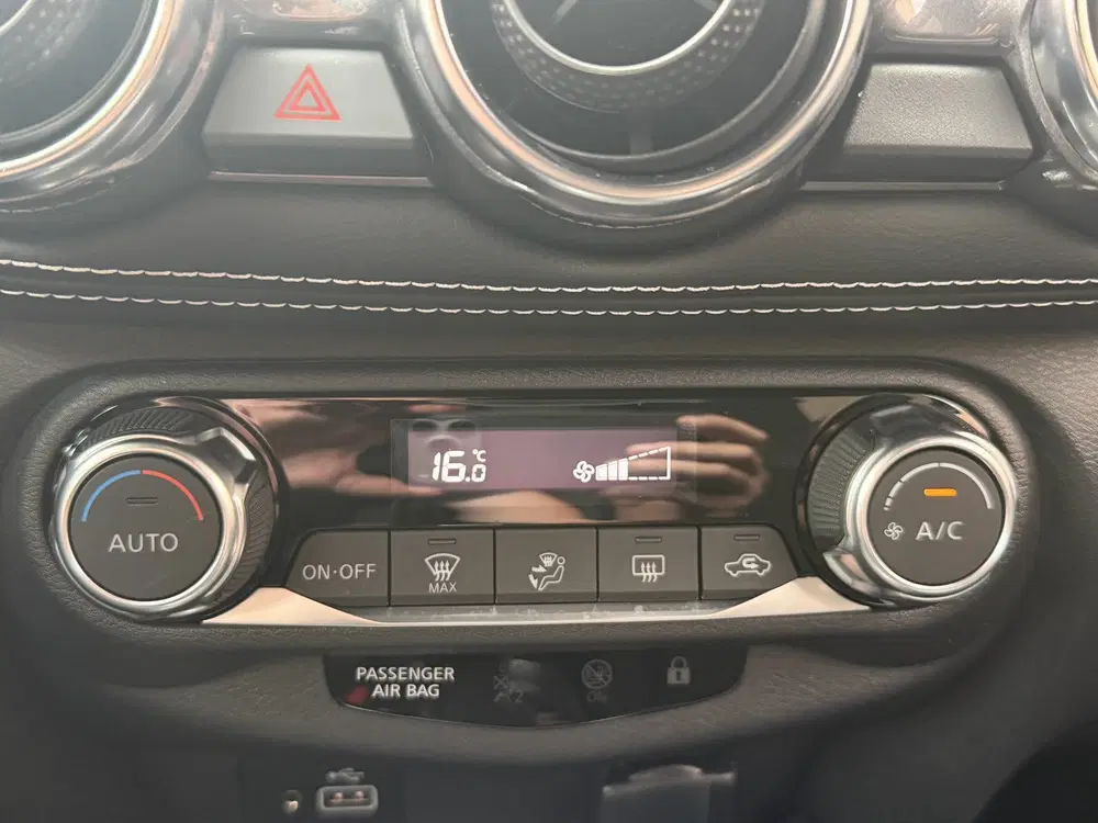 Nissan Juke 1.0 DIG-T N-Connecta Automaat uit 2024, foto 7
