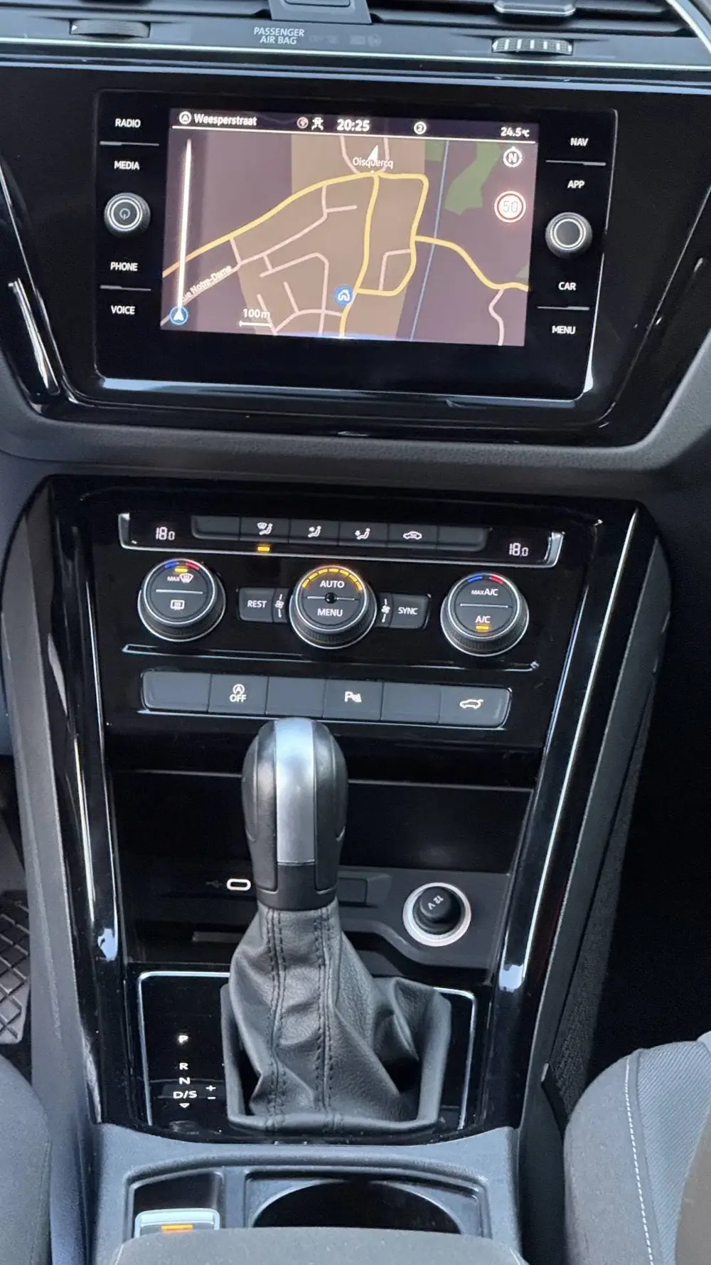 Volkswagen Touran 1.5 TSI Highline 7p (bj 2022, automaat) uit 2022, foto 13