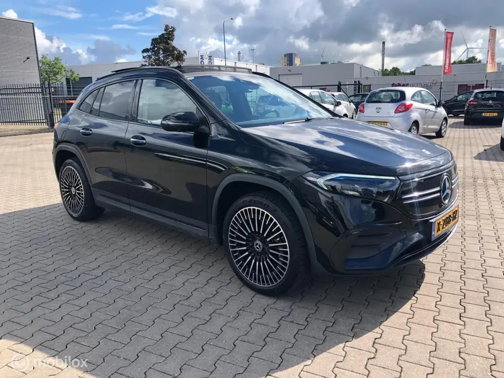 Mercedes-Benz EQA 250 AMG Line 67 kWh Voll Optie uit 2022, foto 2