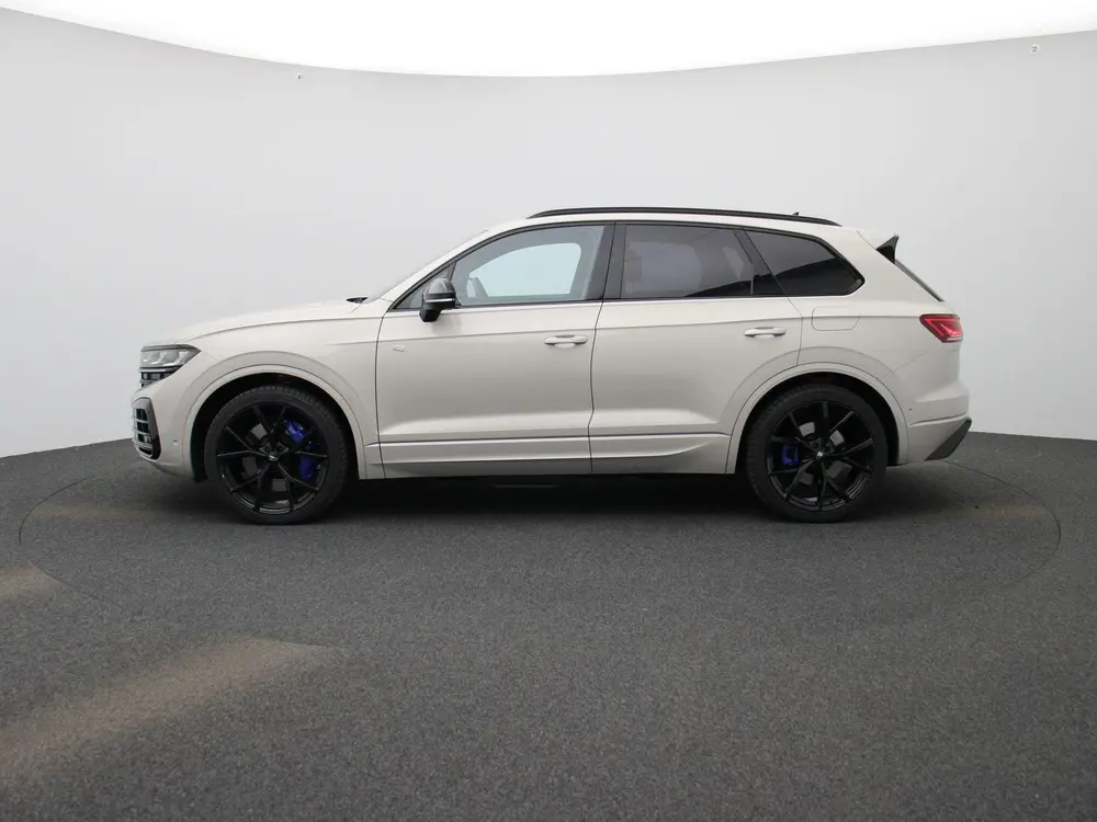 Volkswagen Touareg 3.0 TSi eHybrid 4MOTION R Edition 462 PK| uit 2025, foto 4