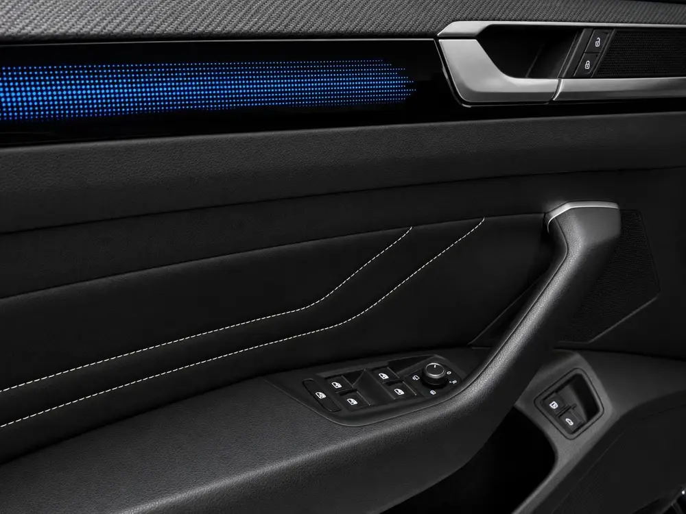 Volkswagen Arteon 1.4 TSI eHybrid R-Line Business Camera Pan uit 2022, foto 18