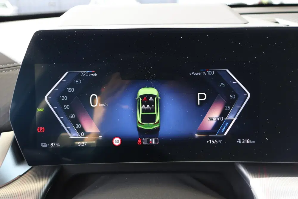 BMW iX2 eDrive20 uit 2025, foto 16