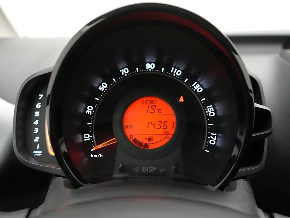 Toyota Aygo 1.0 VVT-i x-play uit 2019, foto 10