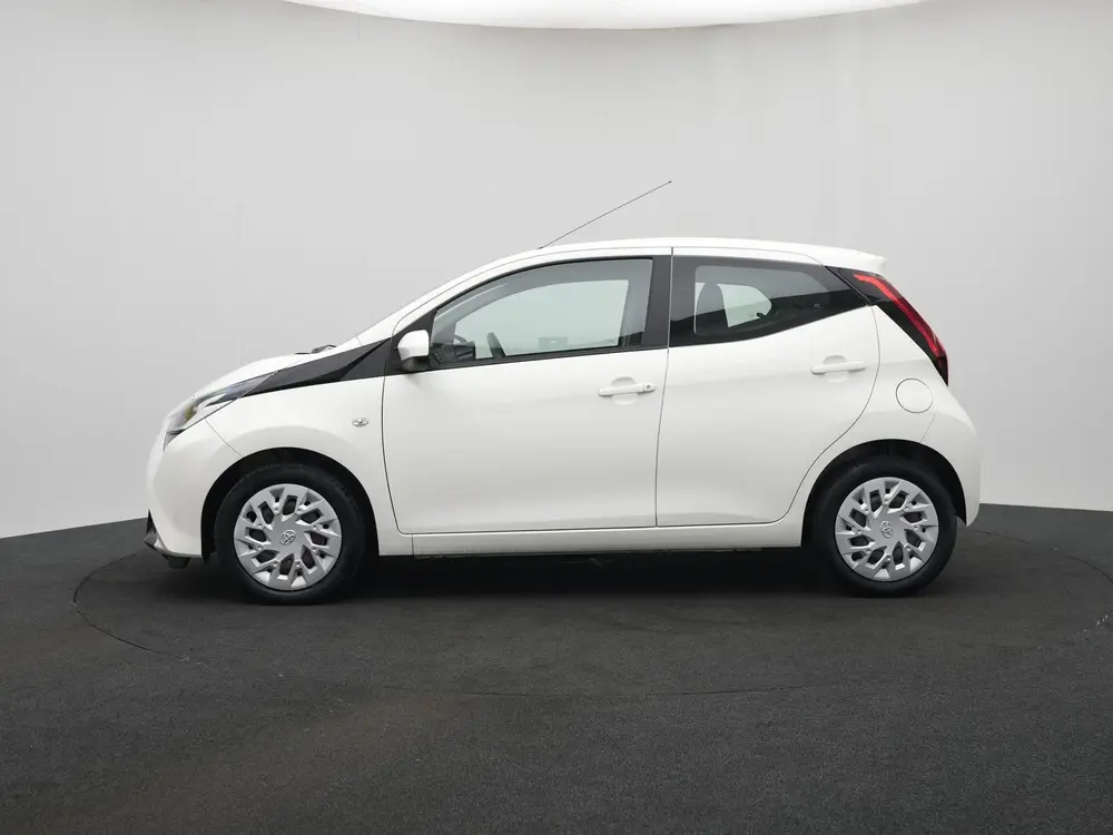 Toyota Aygo 1.0 VVT-i x-play uit 2019, foto 3