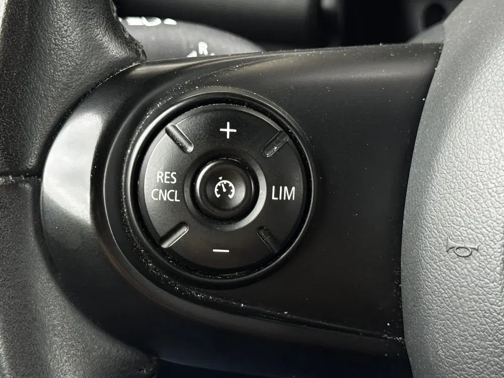 Mini One 1.5 One Chili uit 2021, foto 11