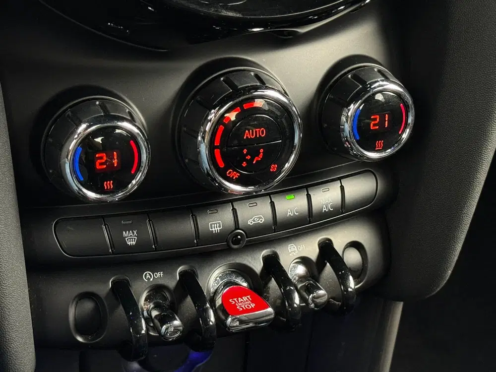 Mini One 1.5 One Chili uit 2021, foto 16