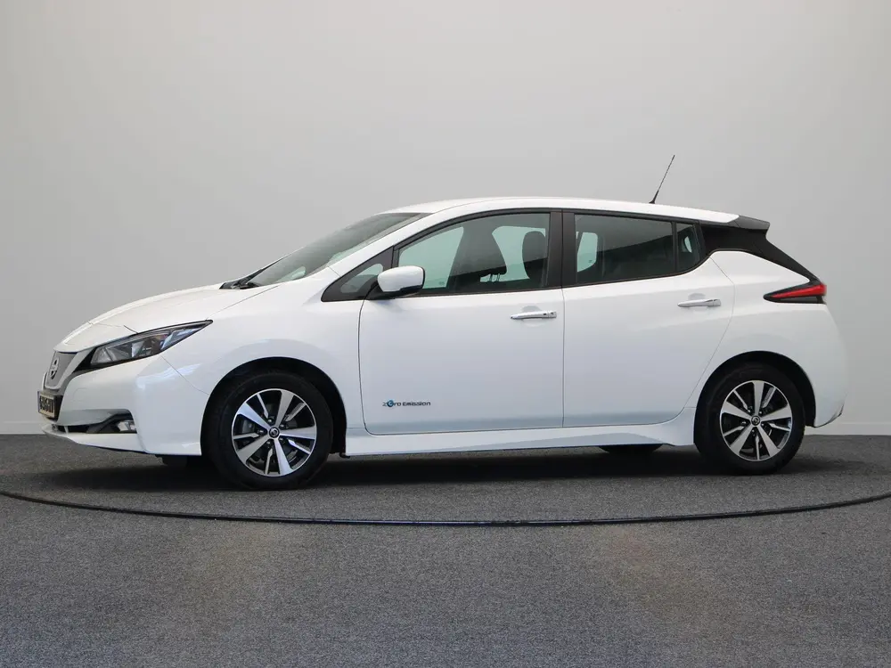 Nissan Leaf Acenta 40 kWh | Stoelverwarming | Stuurverwarmin uit 2019, foto 13