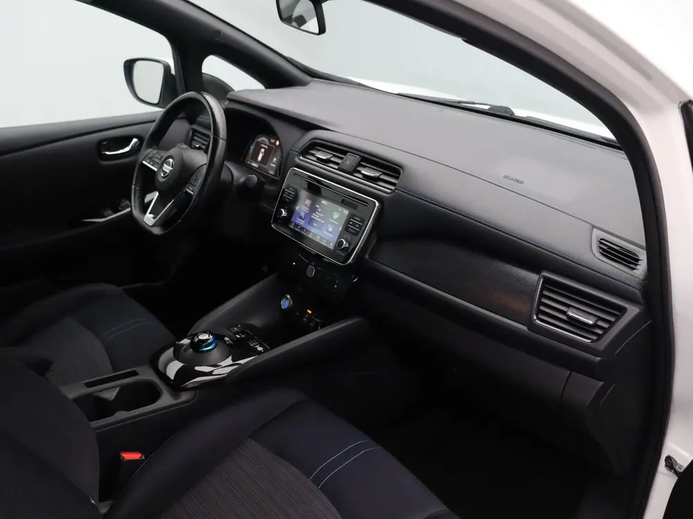 Nissan Leaf Acenta 40 kWh | Stoelverwarming | Stuurverwarmin uit 2019, foto 6