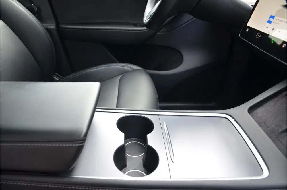 Tesla Model Y Performance AWD 75 kWh Trekhaak (1.600kg) uit 2022, foto 3