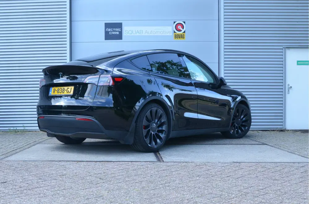 Tesla Model Y Performance AWD 75 kWh Trekhaak (1.600kg) uit 2022, foto 8