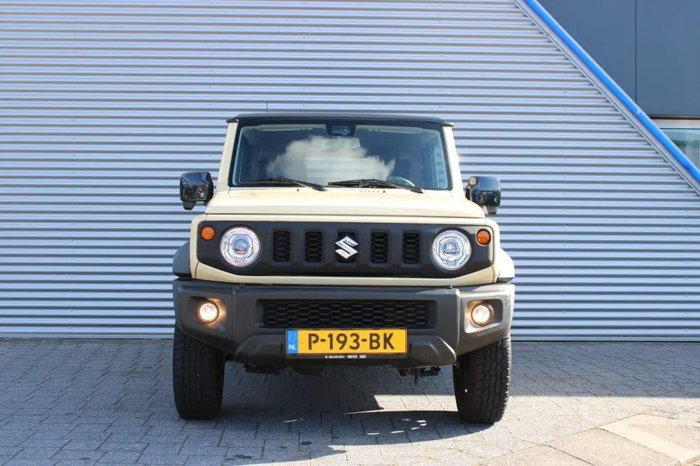 Suzuki Jimny 1.5 Stijl | 4x4 | AllGrip | 4 Persoons | Clima uit 2019, foto 9