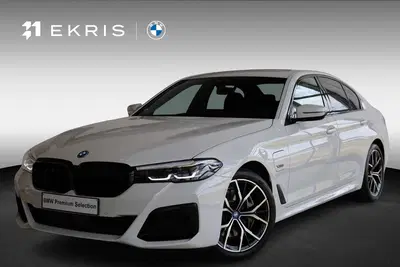 BMW 5-serie Sedan 545e xDrive High Executive uit 2022