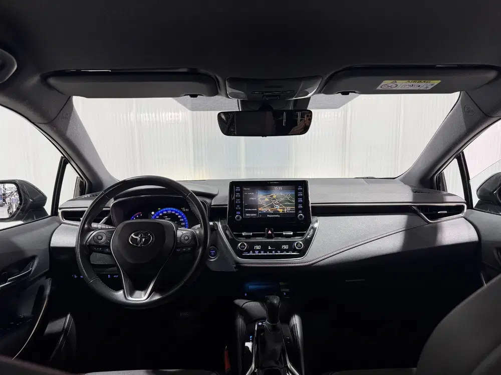 Toyota Corolla 1.8 Hybrid Executive Trekhaak uit 2020, foto 10