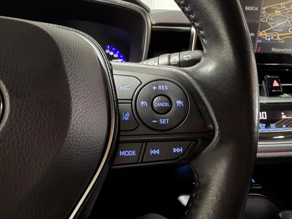 Toyota Corolla 1.8 Hybrid Executive Trekhaak uit 2020, foto 12