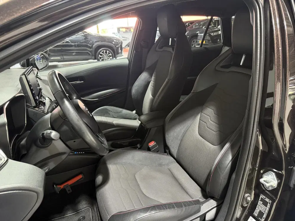 Toyota Corolla 1.8 Hybrid Executive Trekhaak uit 2020, foto 13