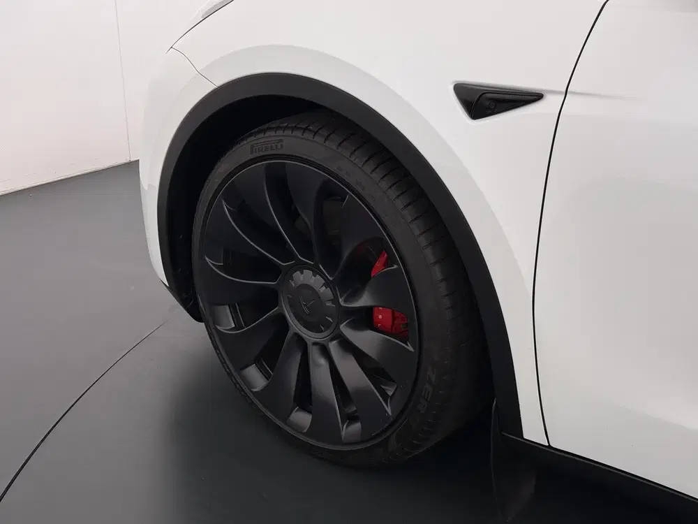 Tesla Model Y Performance AWD 75 kWh SOH 94% uit 2024, foto 13