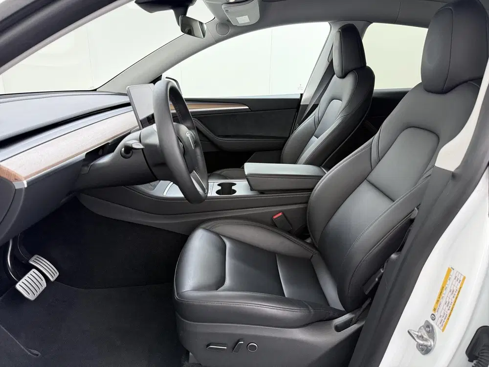 Tesla Model Y Performance AWD 75 kWh SOH 94% uit 2024, foto 20