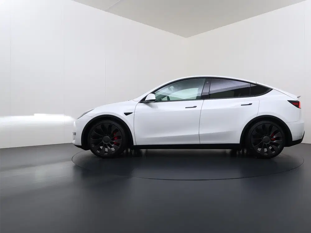 Tesla Model Y Performance AWD 75 kWh SOH 94% uit 2024, foto 5