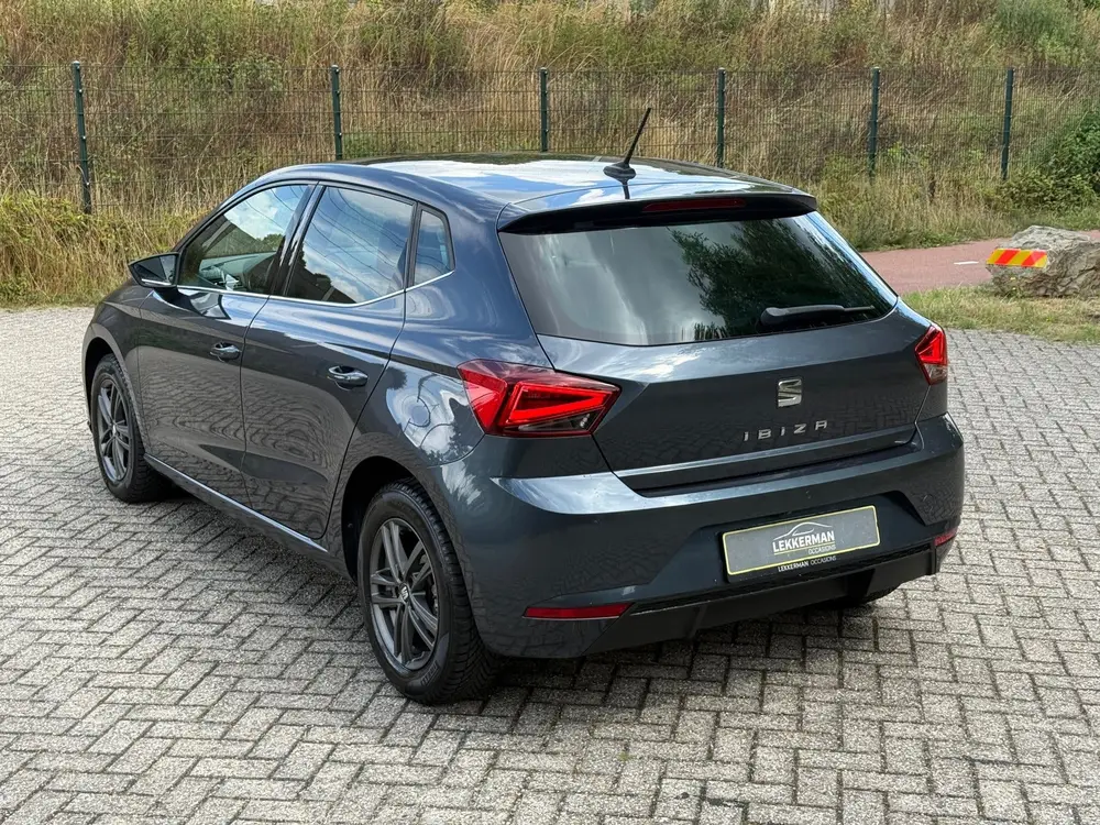 SEAT Ibiza 1.0 TSI DSG I CARPLAY I CAMERA I PDC I LED uit 2020, foto 2