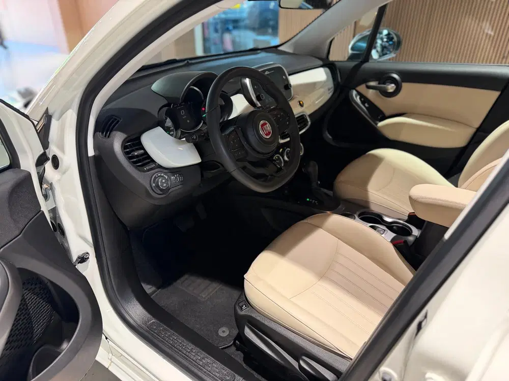 Fiat 500 1.5 Hybrid Dolcevita Sport Cabriolet uit 2023, foto 18