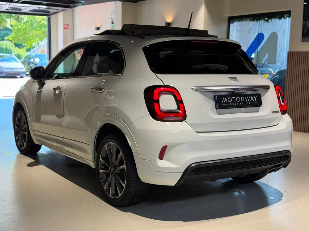 Fiat 500 1.5 Hybrid Dolcevita Sport Cabriolet uit 2023, foto 6