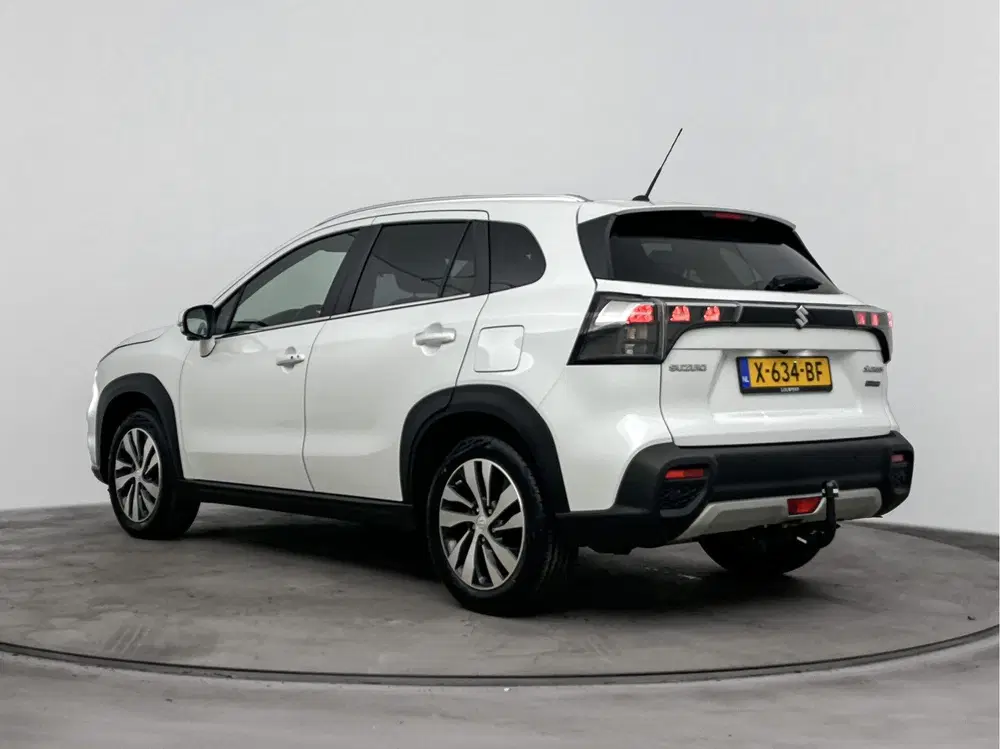 Suzuki S-Cross 1.5 Hybrid Style uit 2023, foto 13