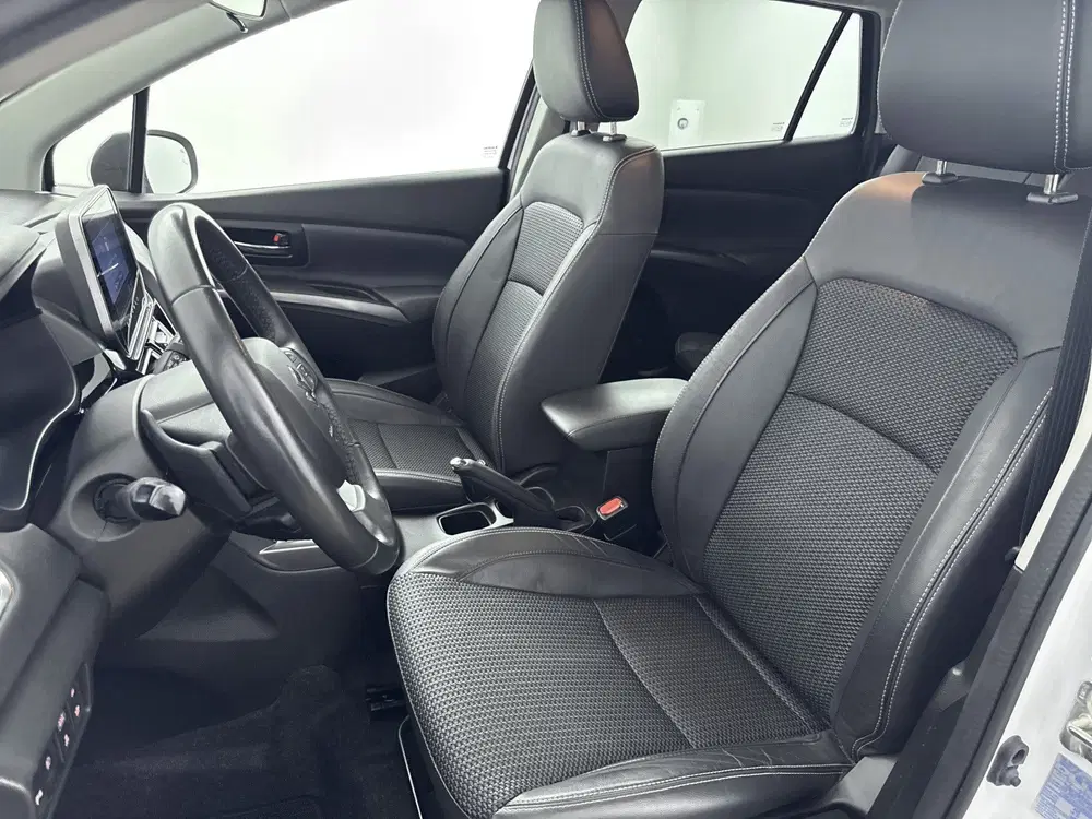 Suzuki S-Cross 1.5 Hybrid Style uit 2023, foto 15