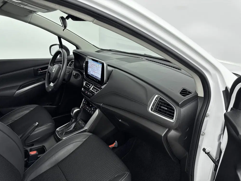 Suzuki S-Cross 1.5 Hybrid Style uit 2023, foto 6