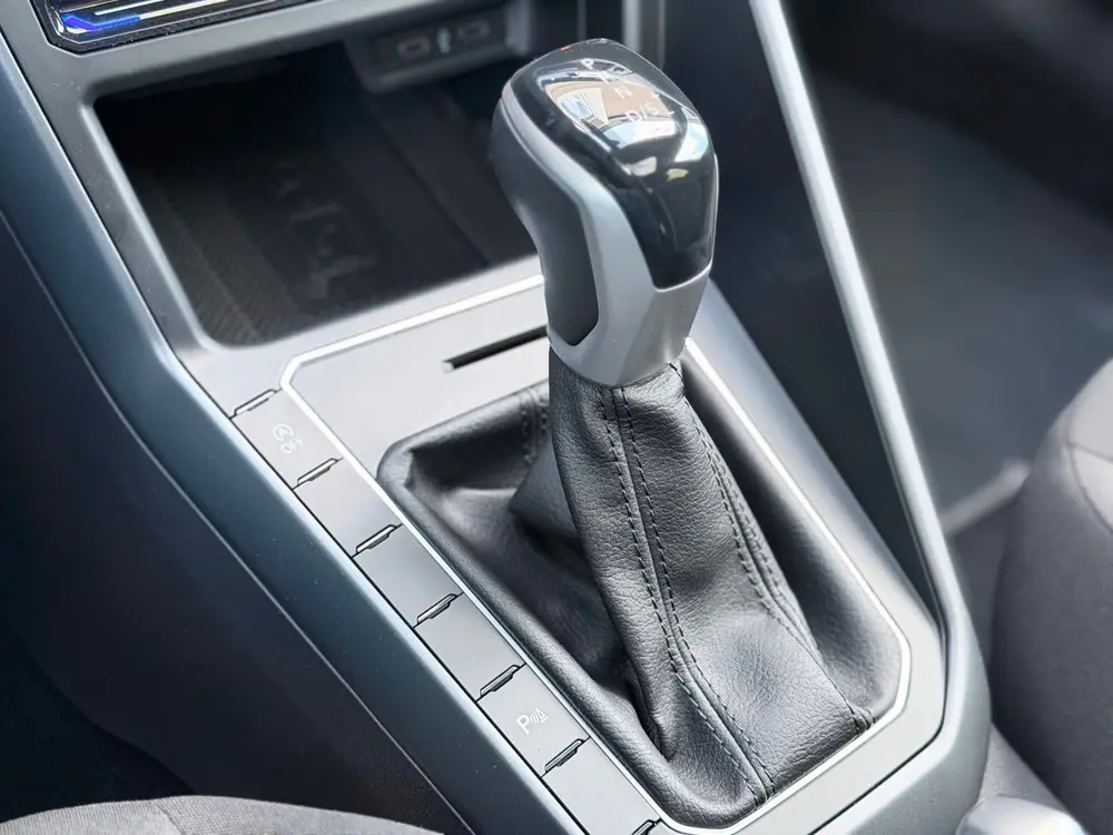 Volkswagen Taigo 1.5 TSI 3xR-Line Pano/Camera/AppleCarPlay uit 2022, foto 16