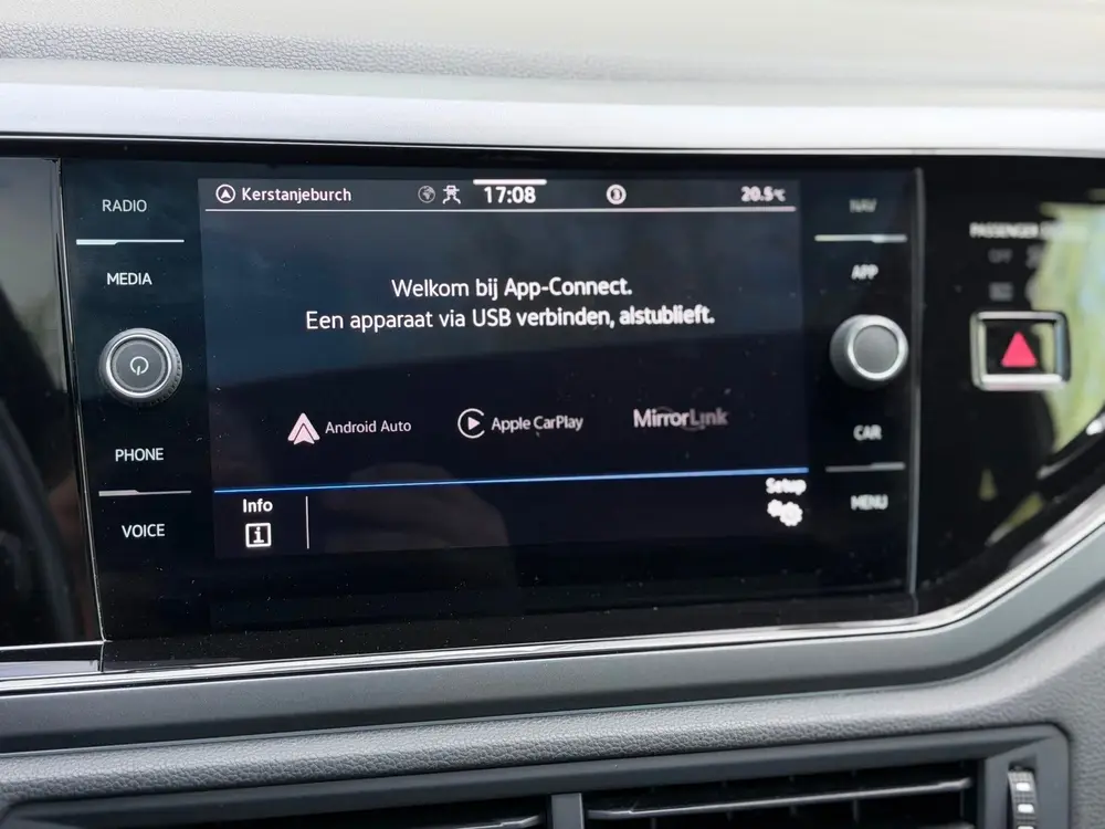 Volkswagen Taigo 1.5 TSI 3xR-Line Pano/Camera/AppleCarPlay uit 2022, foto 20