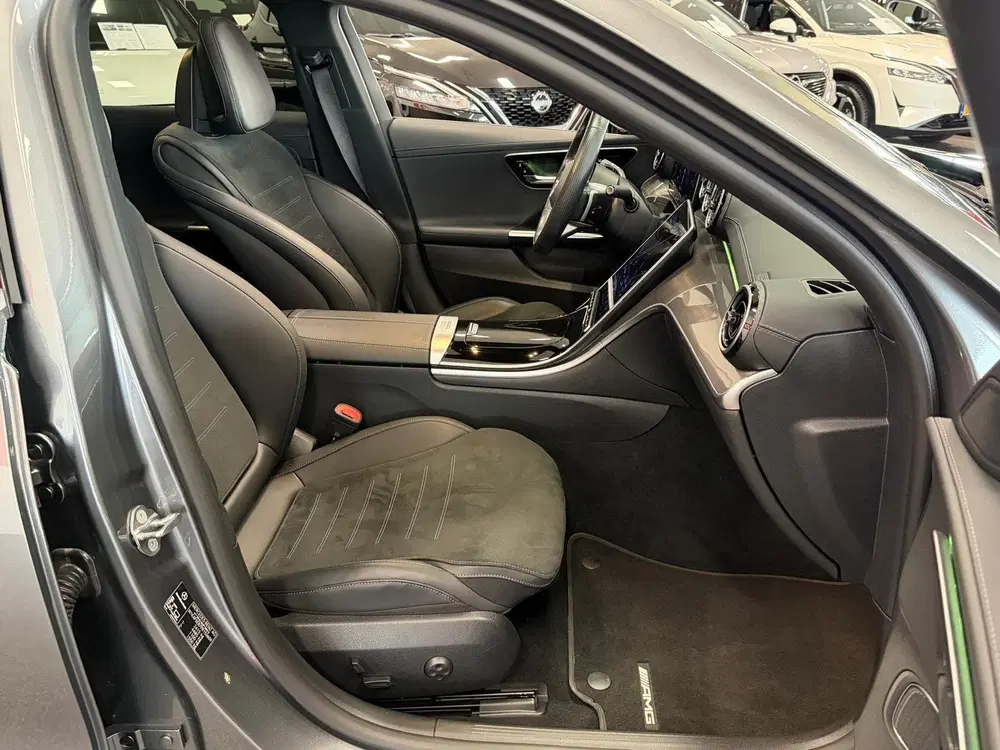 Mercedes-Benz C-Klasse 300 e NAVIGATIE uit 2023, foto 18