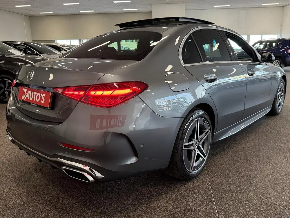 Mercedes-Benz C-Klasse 300 e NAVIGATIE uit 2023, foto 5