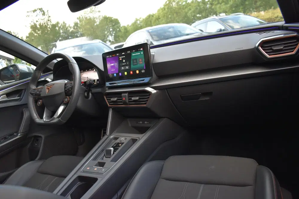 Cupra Leon 1.4 e-Hybrid VZ Copper Edition 245PK Pano uit 2022, foto 17