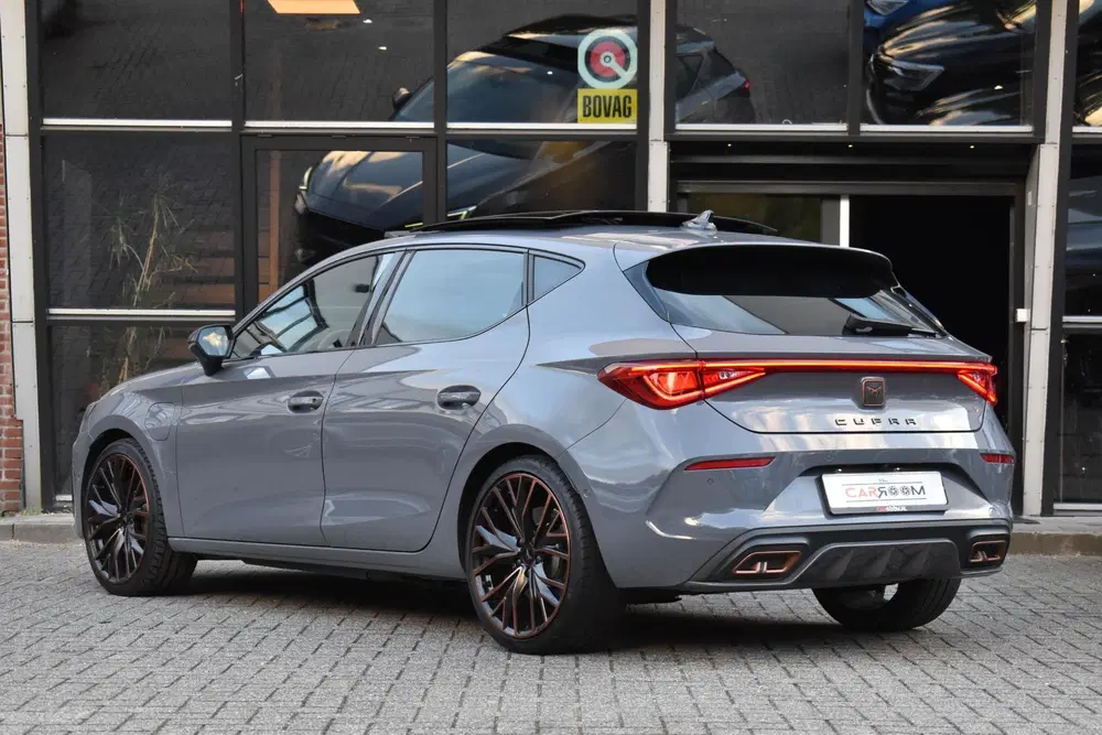 Cupra Leon 1.4 e-Hybrid VZ Copper Edition 245PK Pano uit 2022, foto 7