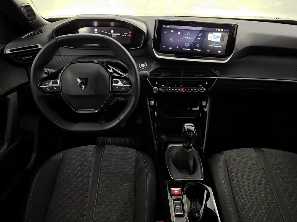 Peugeot 2008 1.2 PureTech 100 Allure 360 Camera uit 2025, foto 10