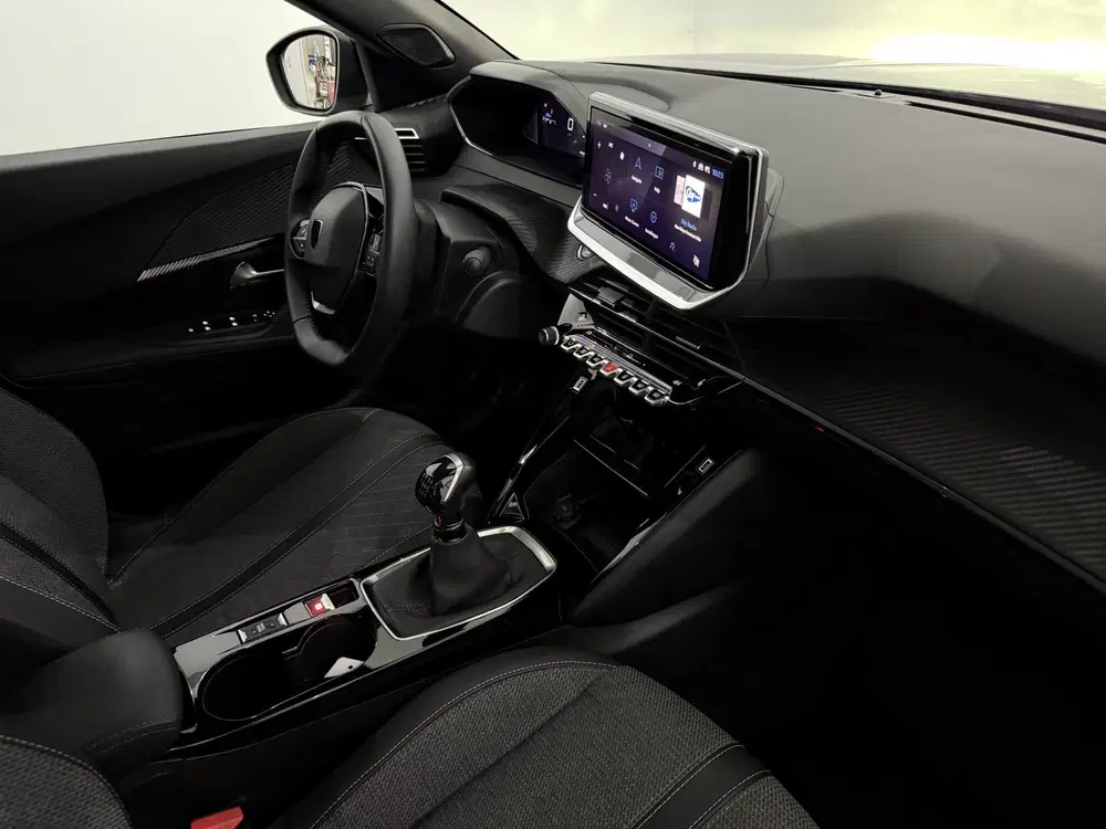 Peugeot 2008 1.2 PureTech 100 Allure 360 Camera uit 2025, foto 9