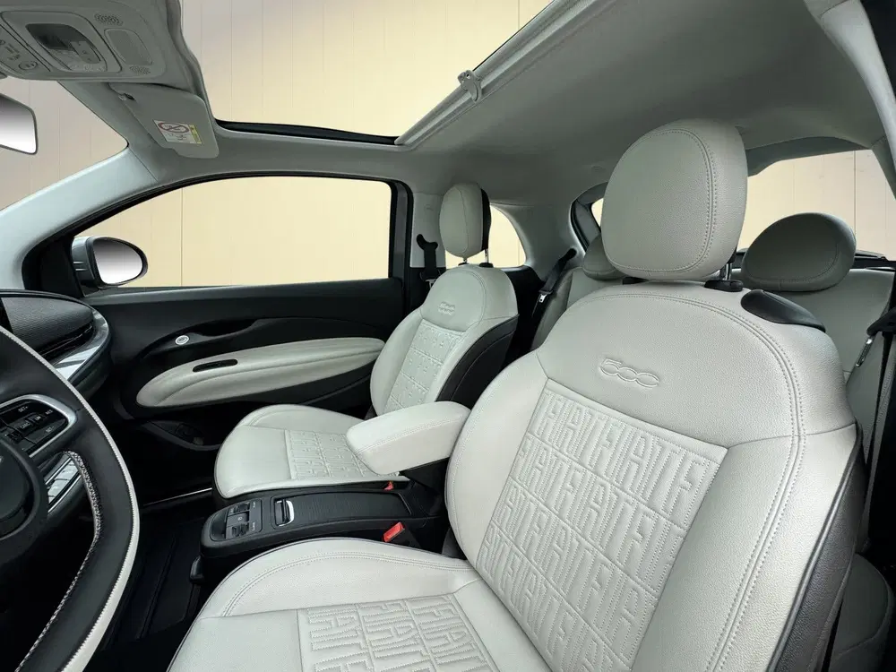 Fiat 500e LA PRIMA 42KWH Soh 93% uit 2020, foto 11