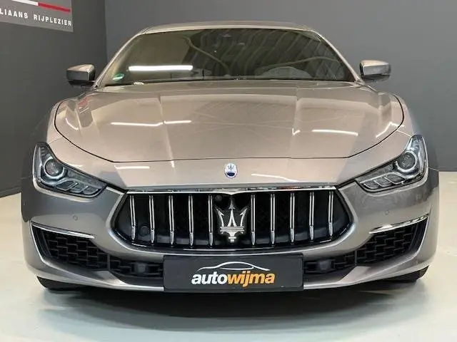 Maserati Ghibli 330pk Hybrid GT uit 2022, foto 5