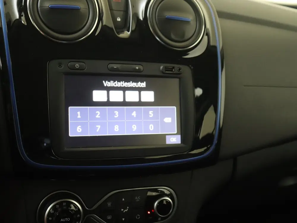 Dacia Sandero 0.9 TCe Easy-R Stepway Serie Limitee 15th Anni uit 2020, foto 17