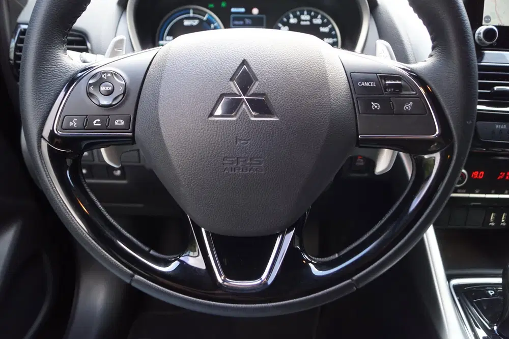 Mitsubishi Eclipse Cross 2.4 PHEV Intense+ Autom 4 WD Leder uit 2022, foto 19